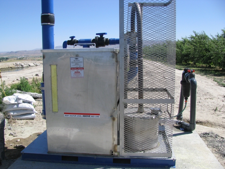 Le Générateur d’Acide Sulfurique (SAG): Une nouvelle technologie pour réhabiliter les sols salins-sodiques